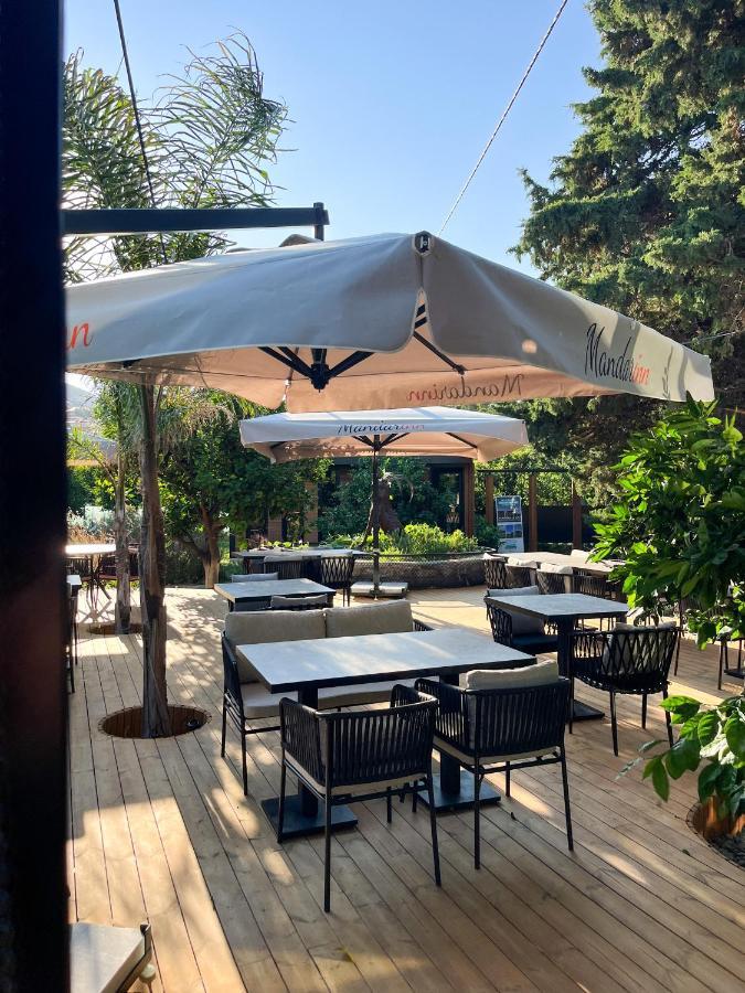 Hotel Tiny Town Kuyucak Karaburun  Exterior foto